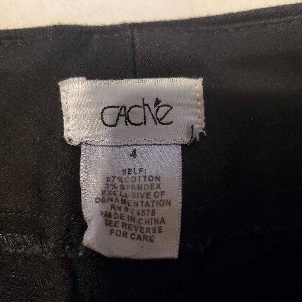 Cache Bermuda Shorts - Picture 4 of 6